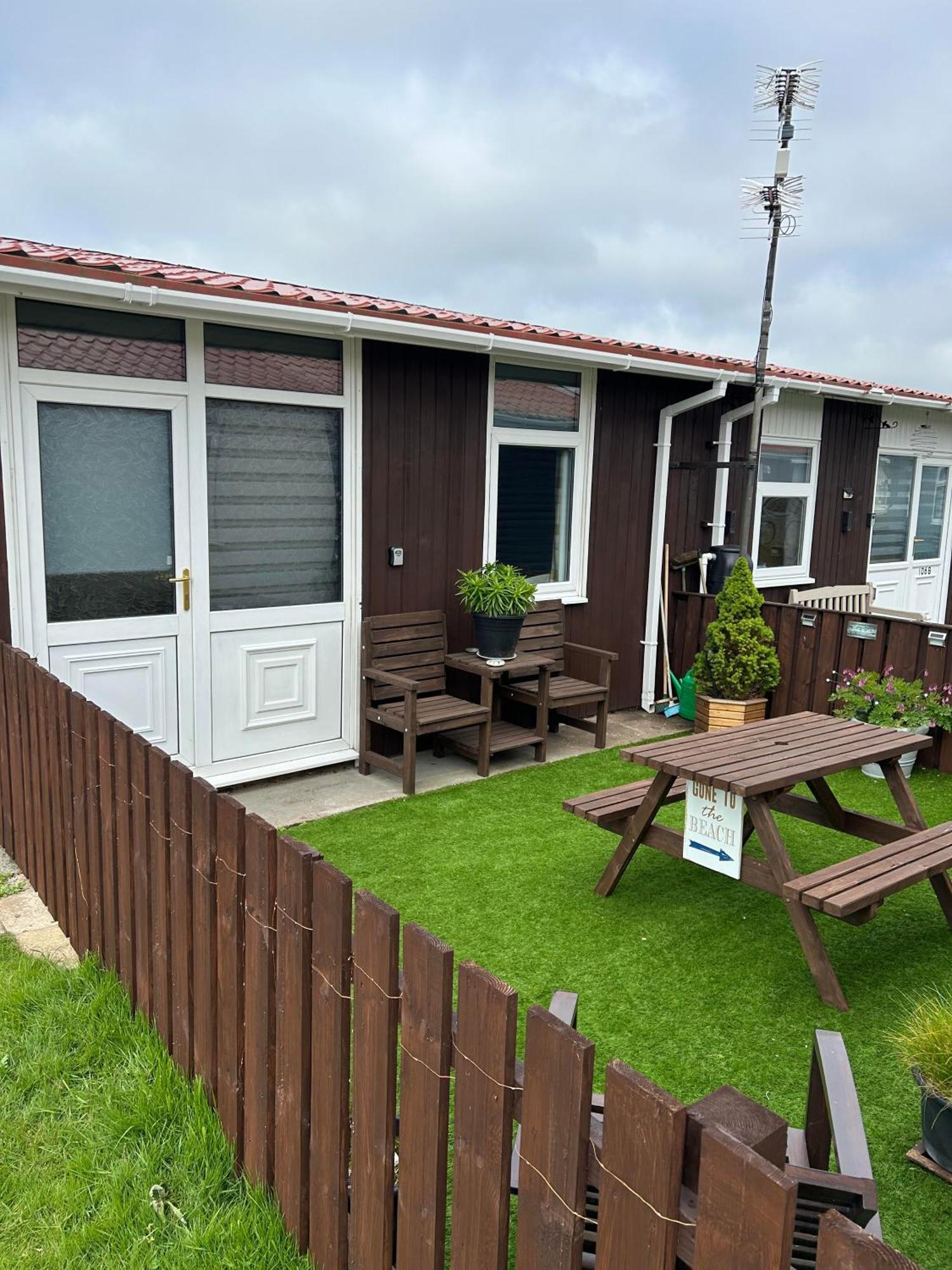 Cozy Seaside Chalet In Bridlington Buitenkant foto